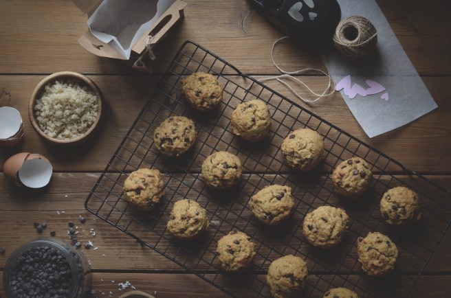 whole wheat and quinoa chocolate chip cookies | conifères & feuillus