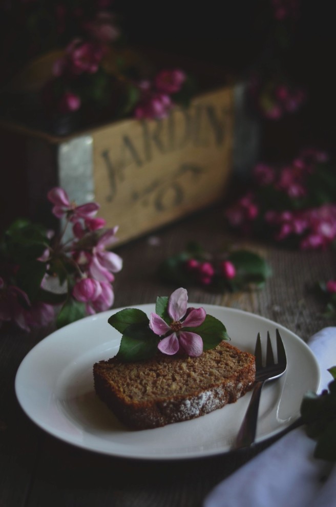 Apple & Parsnip Cake | conifères & feuillus
