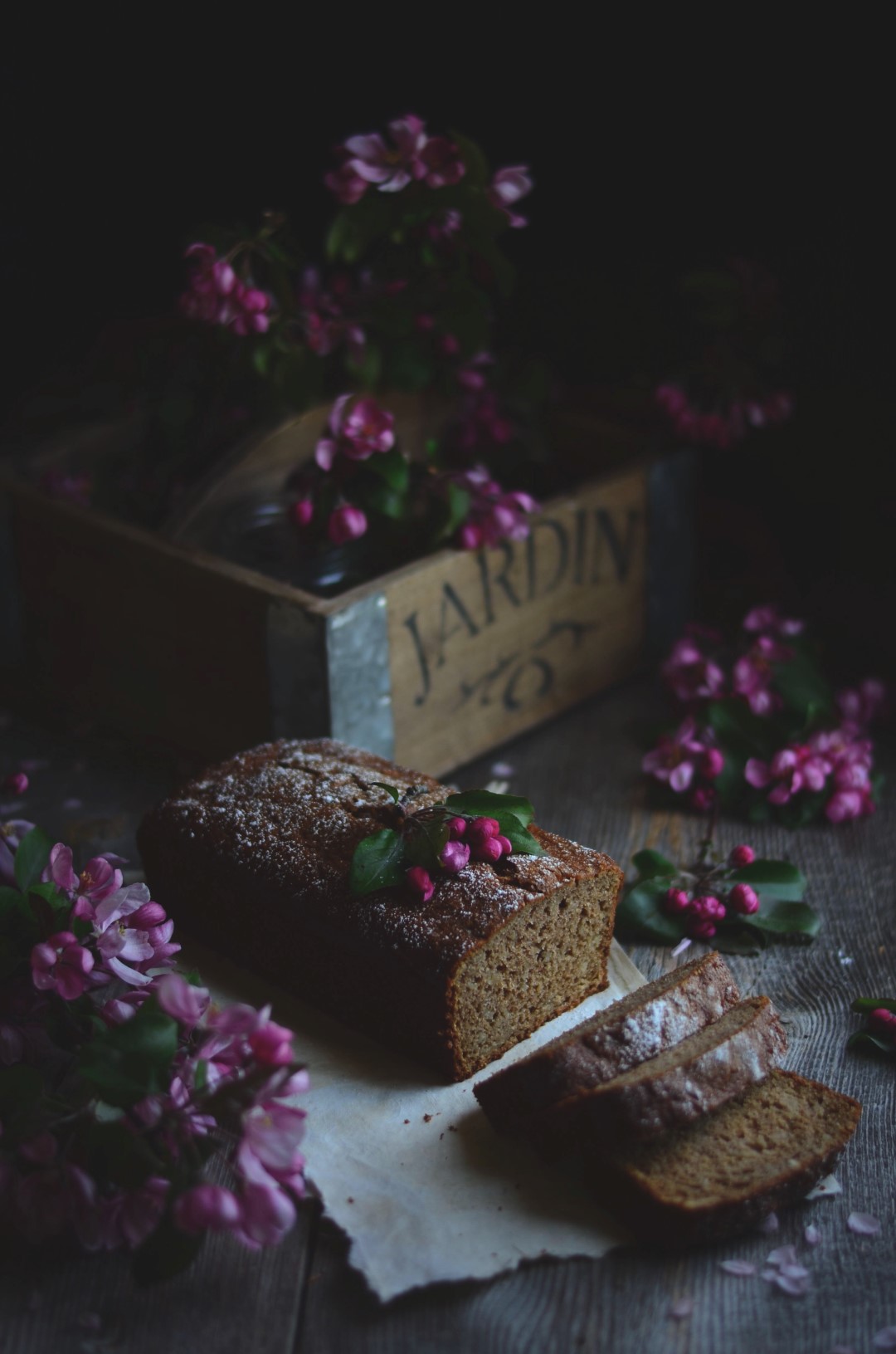 Apple and Parsnip Cake | conifères & feuillus