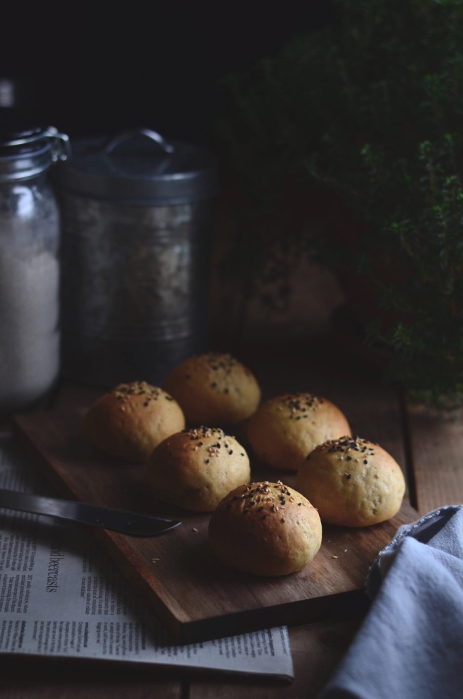 Easy Homemade Whole Wheat Dinner Rolls | conifères & feuillus