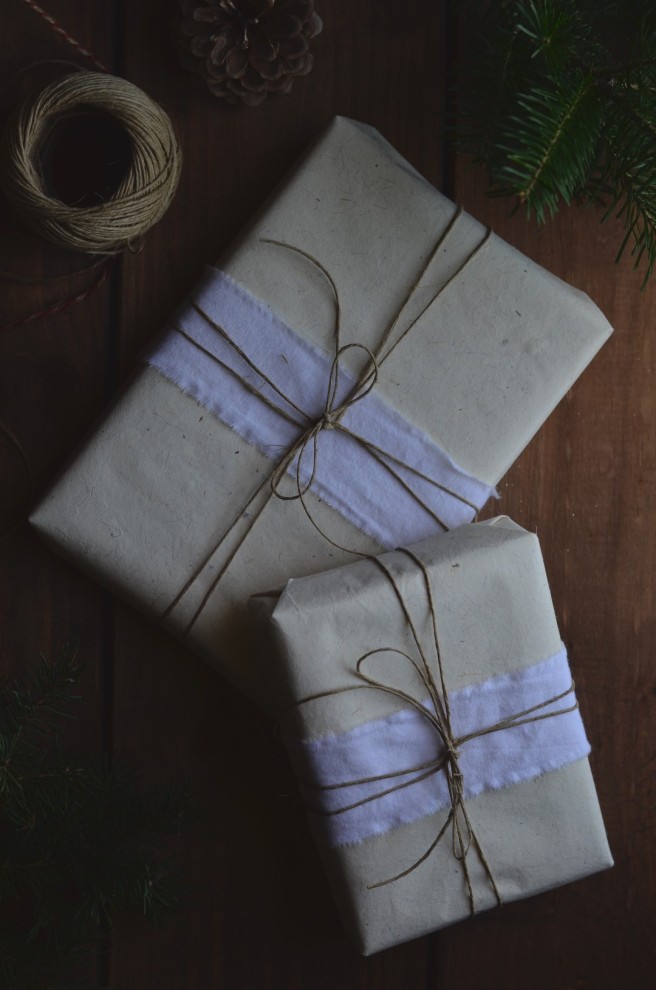 christmas/winter gift wrapping inspiration | conifères & feuillus