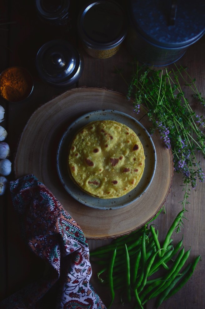dal ki roti (roti made with cooked yellow mung beans) | conifères & feuillus